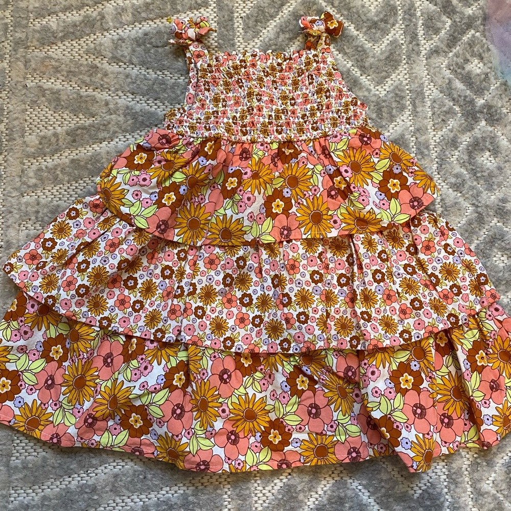 Wonder Nation 2T floral print dress. Worn once. Like new. 70’s floral retro.